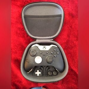 XBOX Elite series One Controller FOR PARTS REPAIR ONLY
